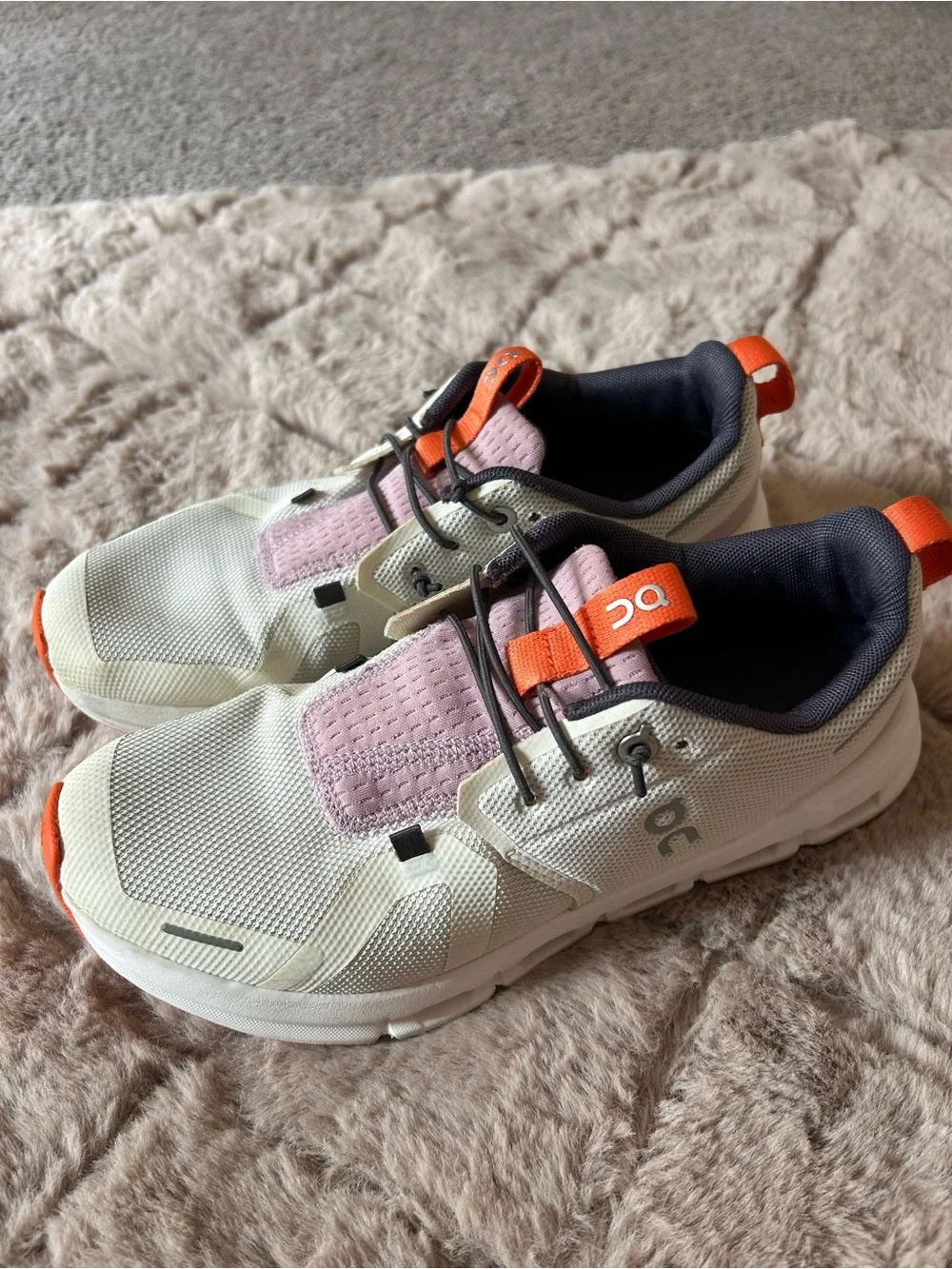 On Running Sneakers in Cream with Pink & Orange Accents size 5.5Youth